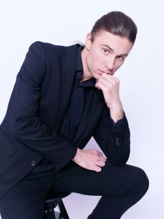 Дмитрий Анисимов